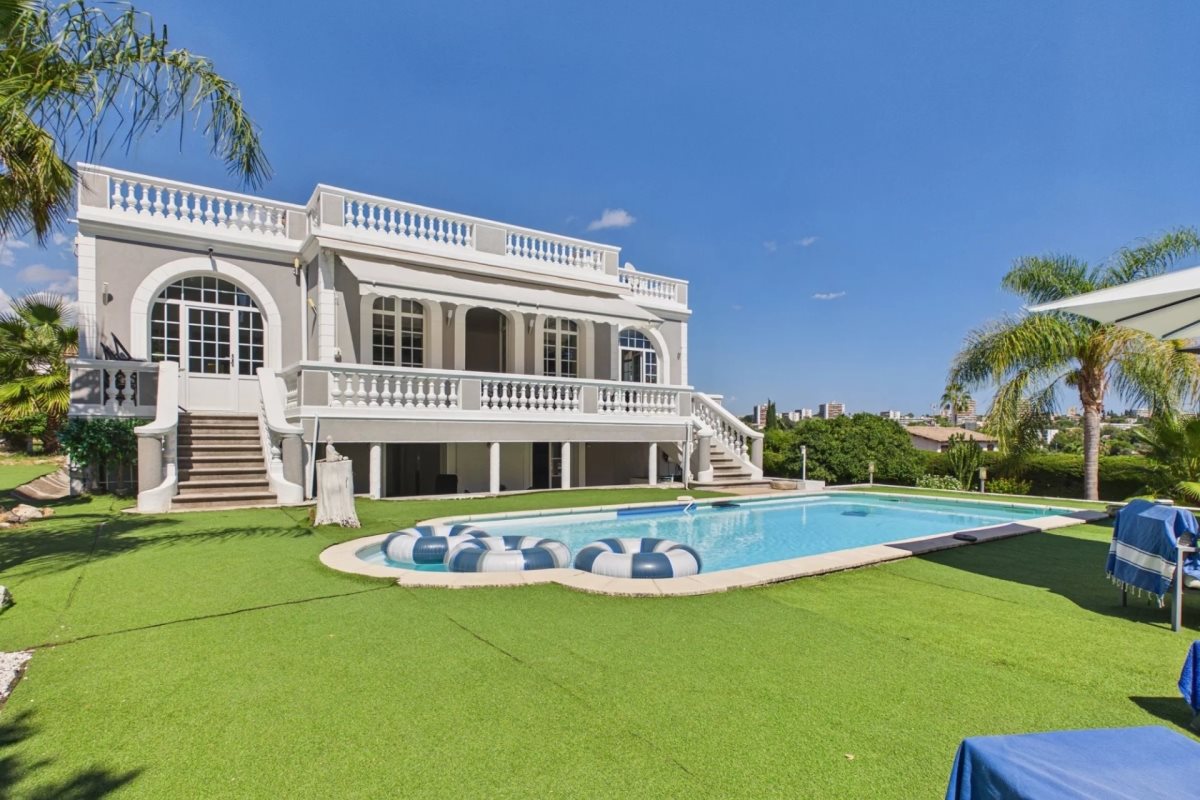 Maison à vendre, 1400m², Antibes