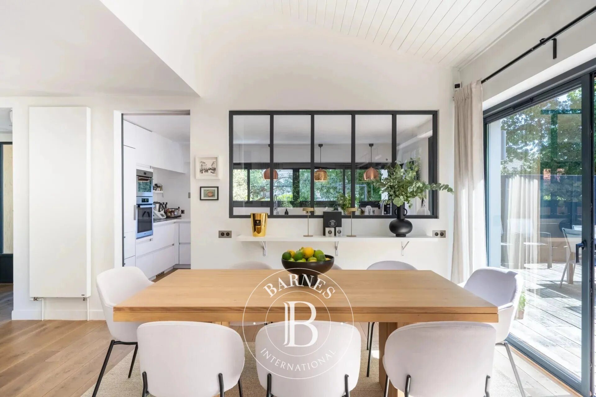 Maison à louer, 207m², Saint-Cloud
