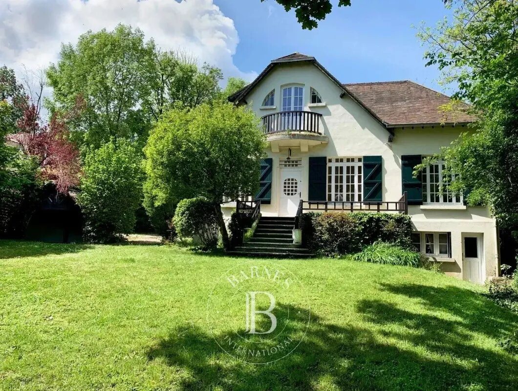 Maison à louer, 142m², Bougival