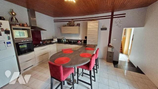 Maison à vendre, 110m², Plounévézel