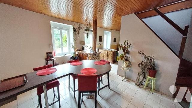 Maison à vendre, 110m², Plounévézel