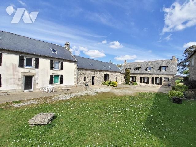 Maison à vendre, 340m², Plonévez-Porzay