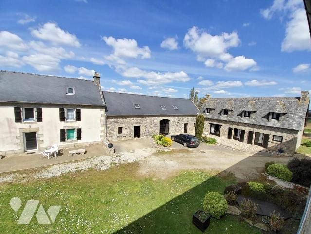 Maison à vendre, 340m², Plonévez-Porzay