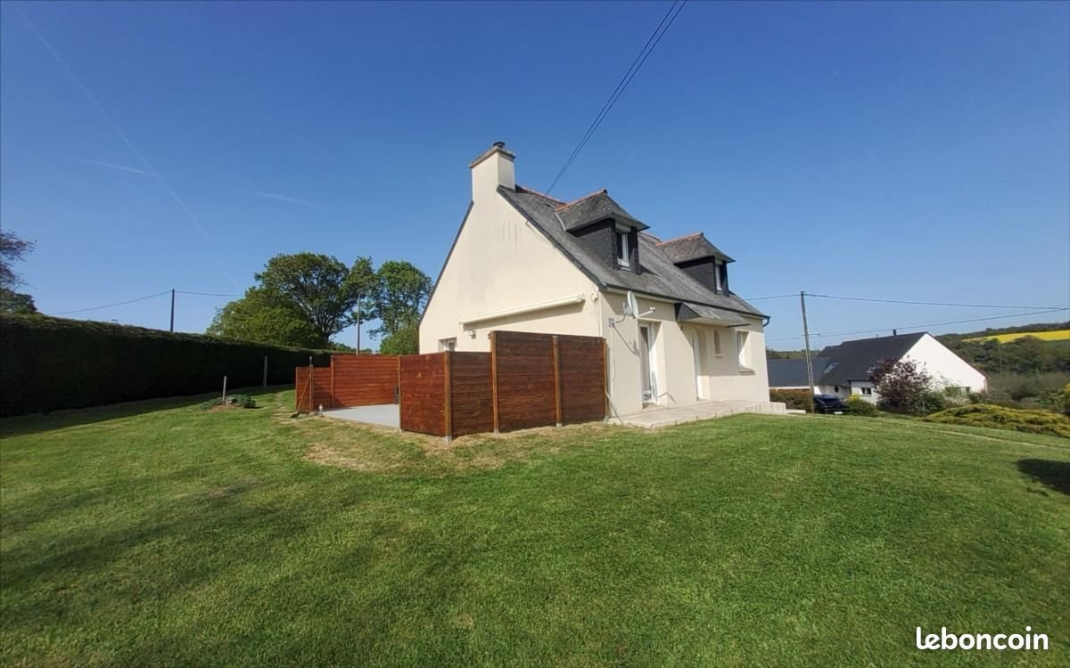 Maison à vendre, 108m², Trébrivan