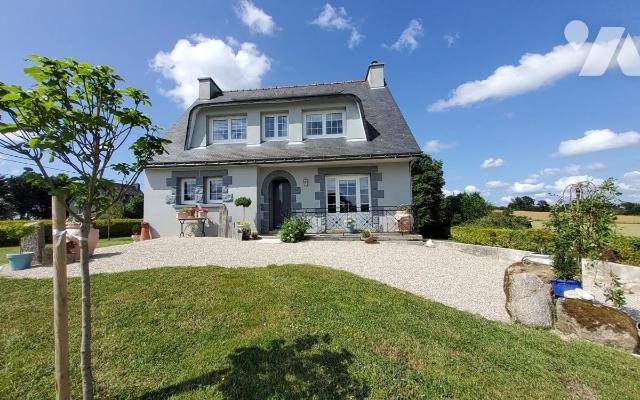 Maison à vendre, 125m², Maël-Carhaix