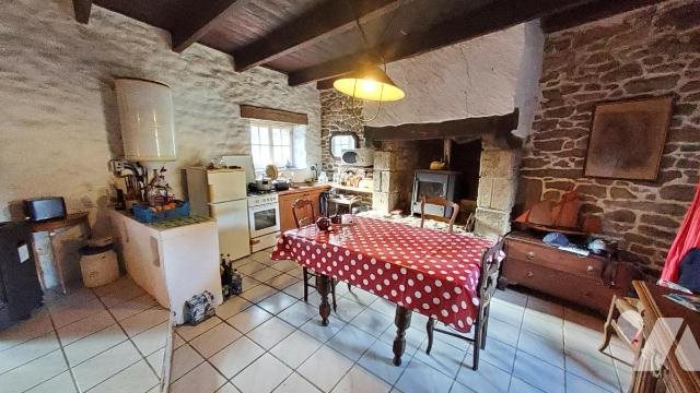 Maison à vendre, 84m², Poullaouen