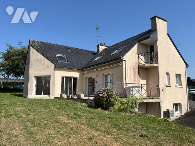 Maison à vendre, 130m², Callac