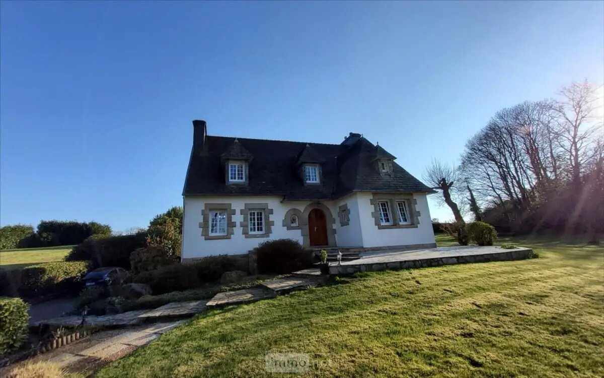 Maison à vendre, 166m², Carhaix-Plouguer