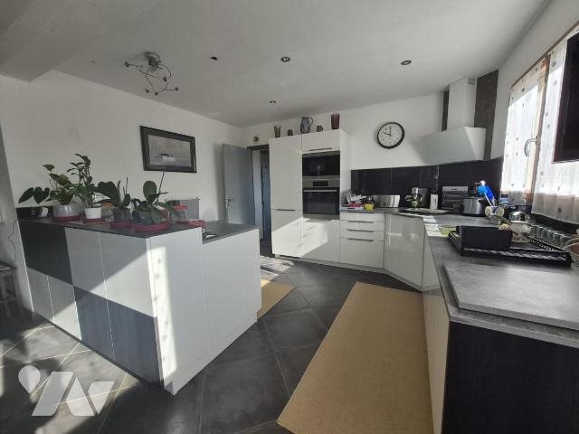 Maison à vendre, 190m², Le Gouray