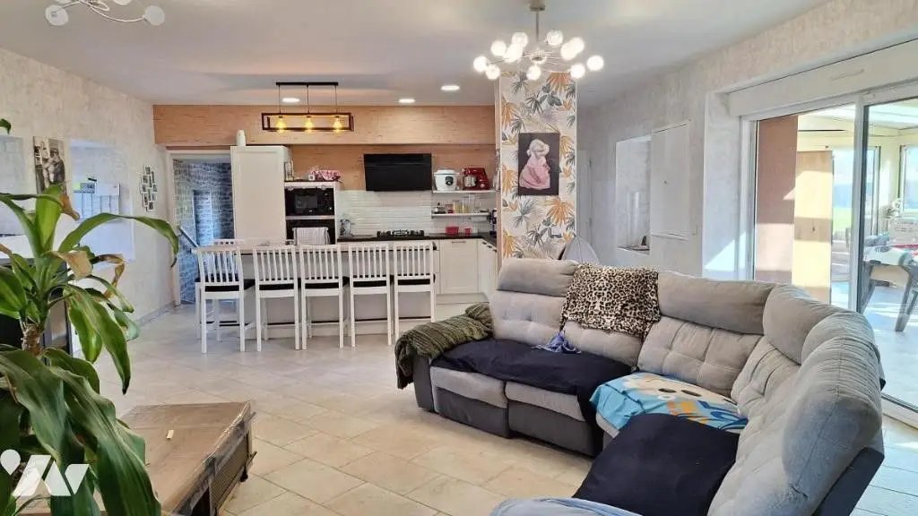Maison à vendre, 205m², Sallen