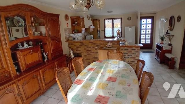 Maison à vendre, 109m², Parigné-l'Evêque
