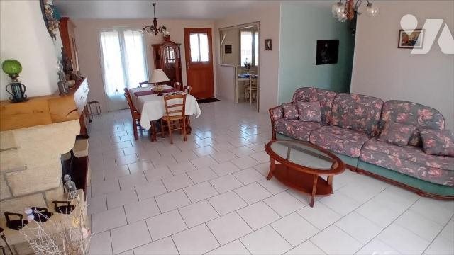 Maison à vendre, 76m², Parigné-l'Evêque