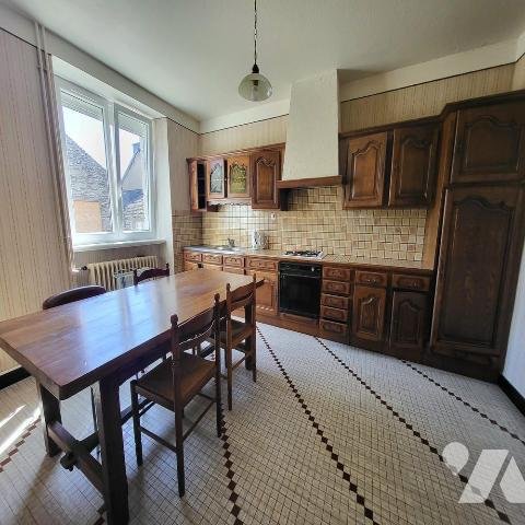 Maison à vendre, 147m², Spézet