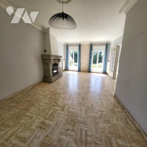Maison à vendre, 137m², Châteauneuf-du-Faou