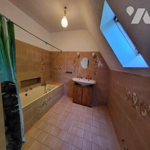 Maison à vendre, 137m², Châteauneuf-du-Faou