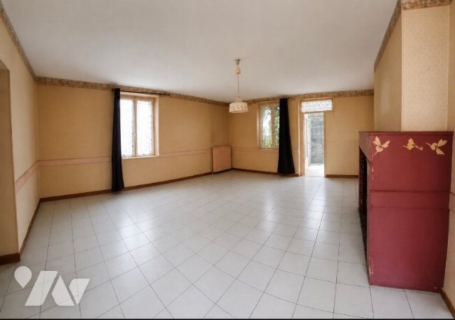 Maison à vendre, 135m², Bassoles-Aulers