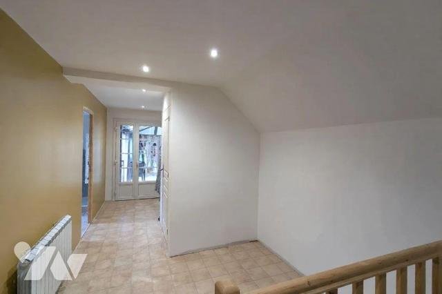 Maison à vendre, 82m², Arcisses