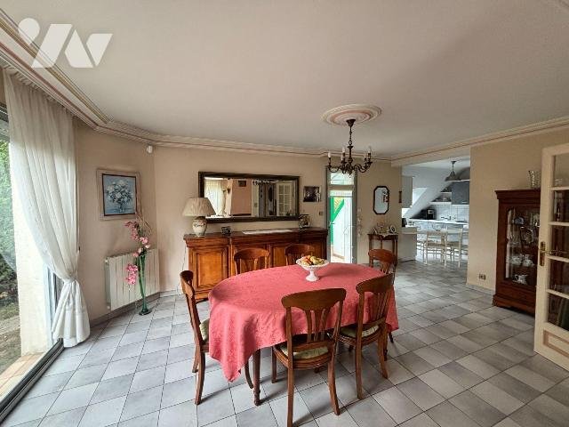 Maison à vendre, 110m², Noyal-Châtillon-sur-Seiche