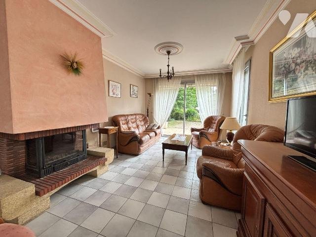 Maison à vendre, 110m², Noyal-Châtillon-sur-Seiche