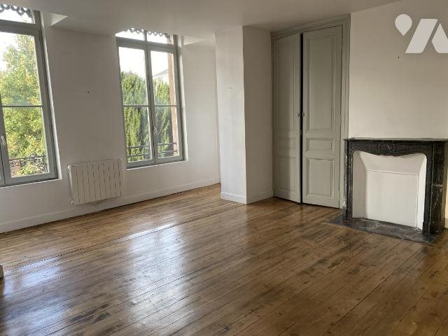 Appartement à louer, 72m², Elbeuf