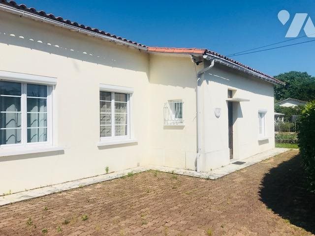 Maison à vendre, 132m², Saintes
