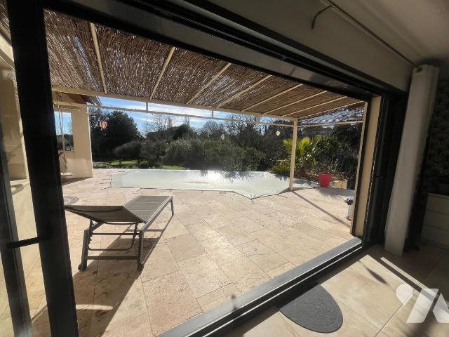 Maison à vendre, 136m², Uzès