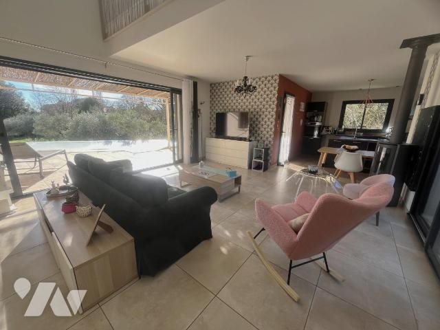 Maison à vendre, 136m², Uzès