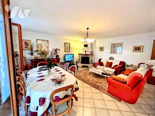 Maison à vendre, 98m², Arpaillargues-et-Aureillac
