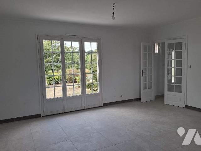 Maison à louer, 139m², Lantic