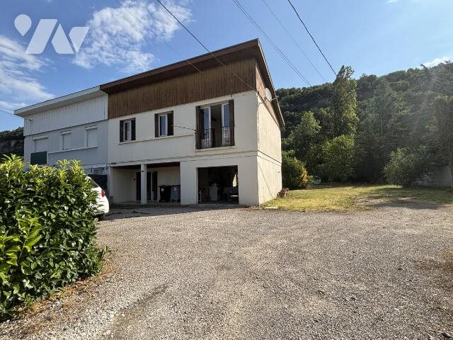 Maison à vendre, 79m², Sault-Brénaz