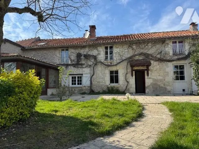 Maison à vendre, 138m², Theneuil