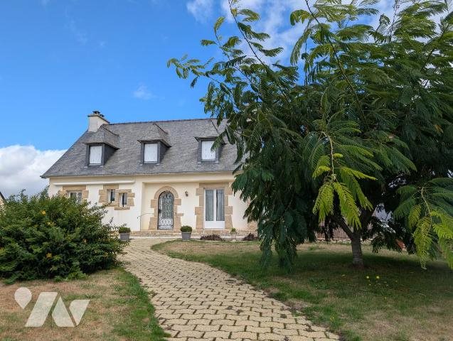 Maison à vendre, 140m², Goudelin