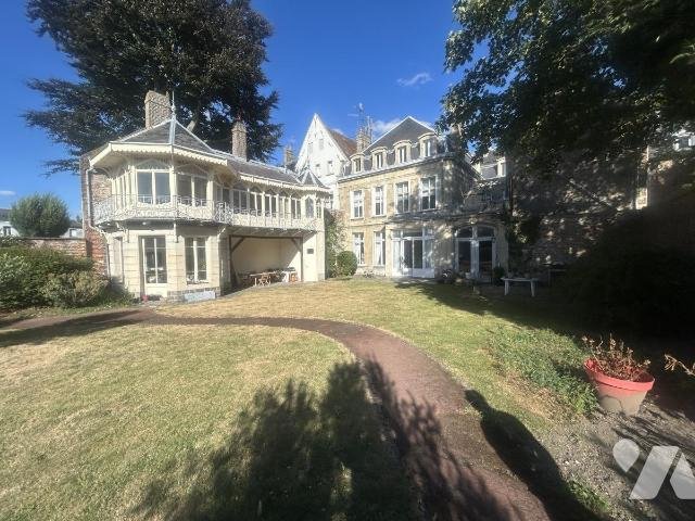 Maison à vendre, 364m², Cambrai