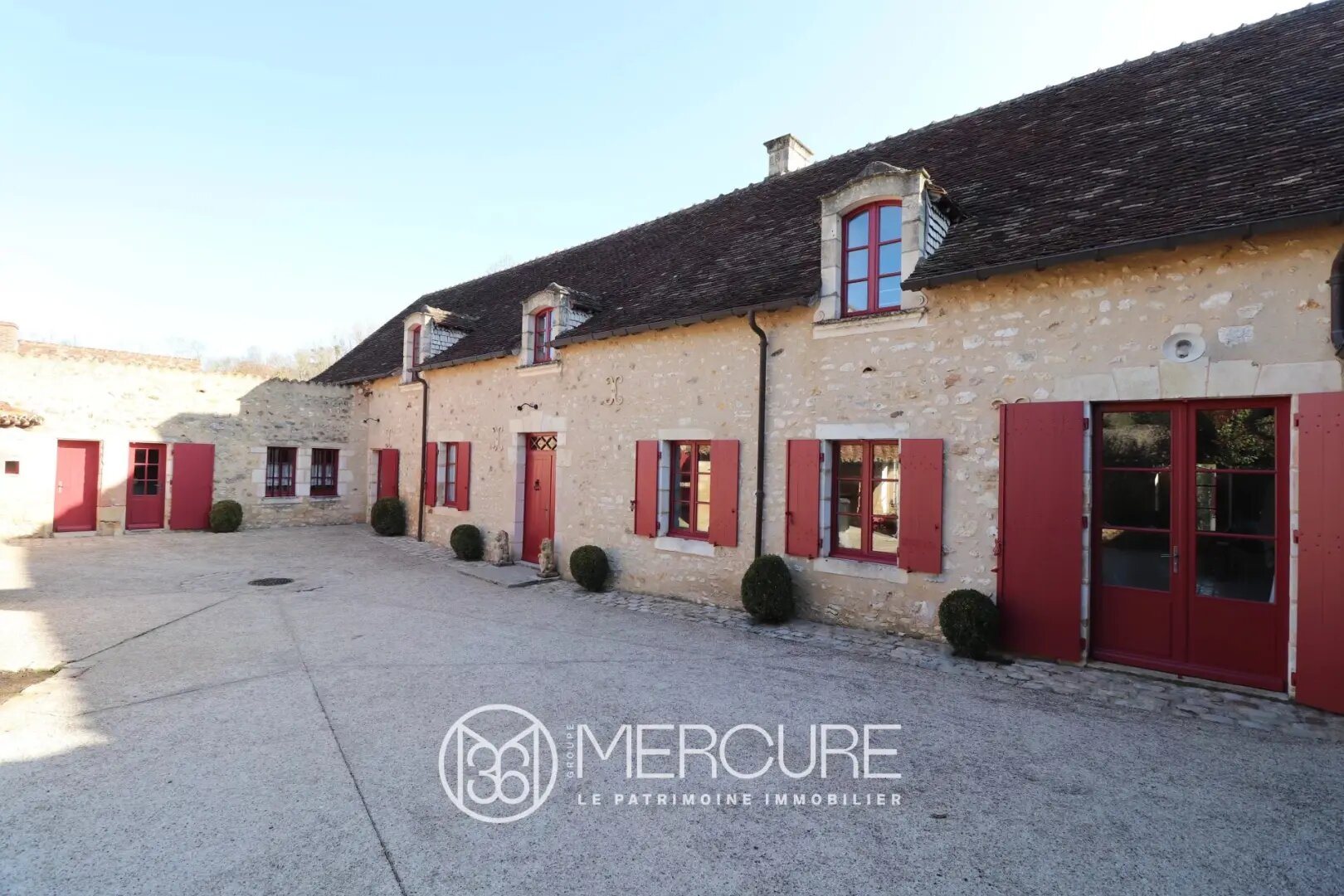 Maison à vendre, 400m², Saint-Pierre-de-Maillé