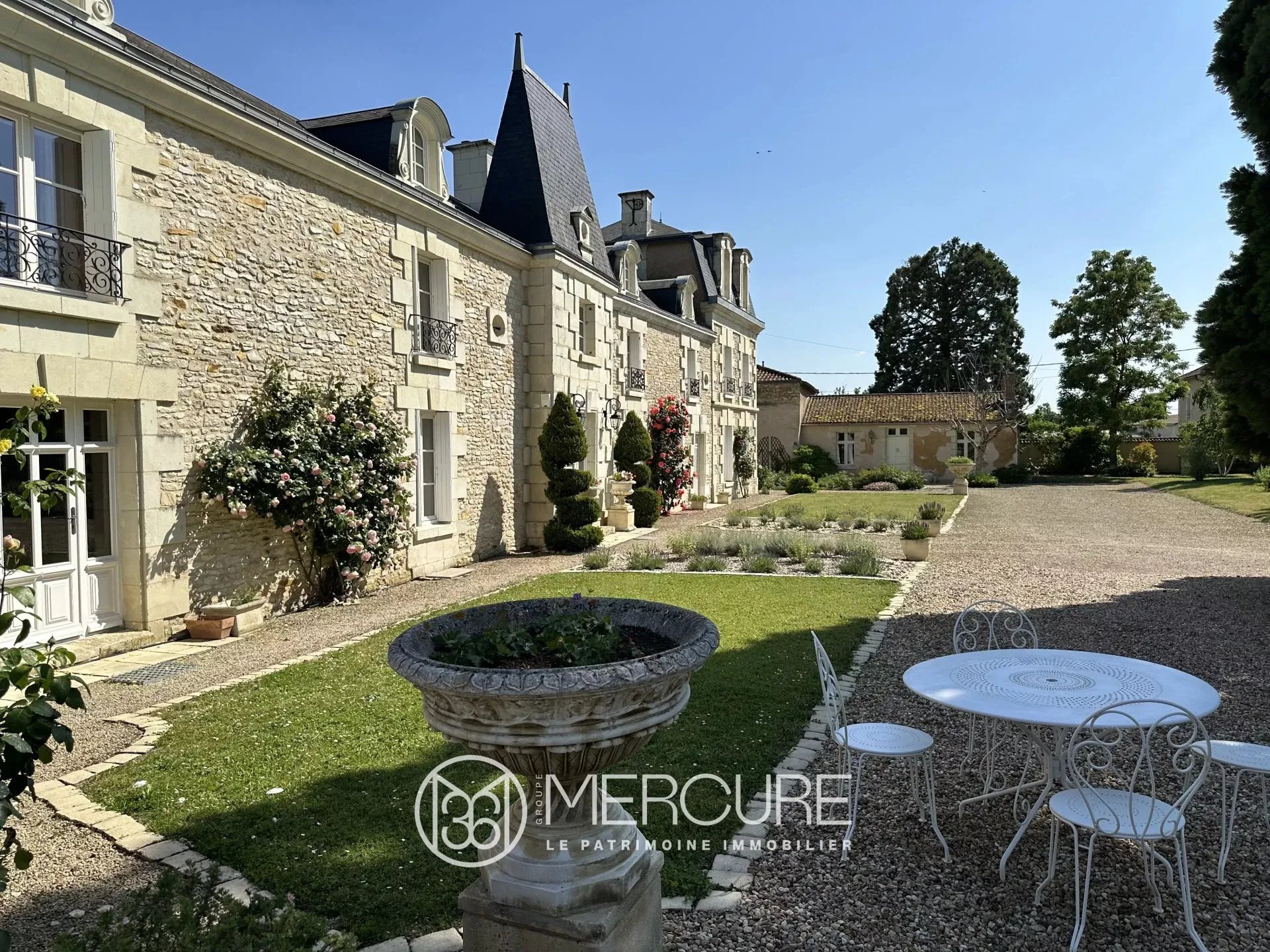 Maison à vendre, 395m², Monts-sur-Guesnes