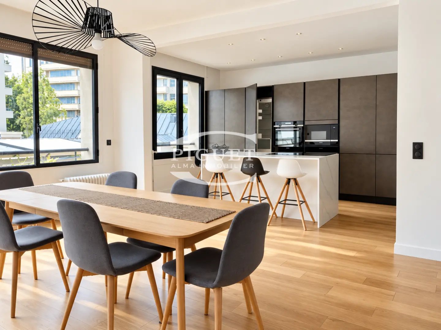 Appartement à louer, 138m², Paris 16ème