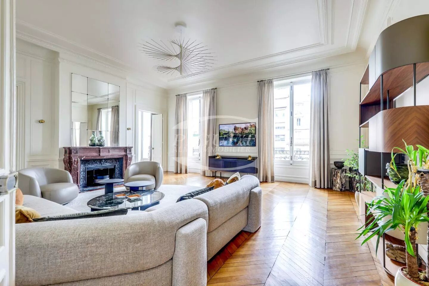 Appartement à louer, 230m², Paris 8ème
