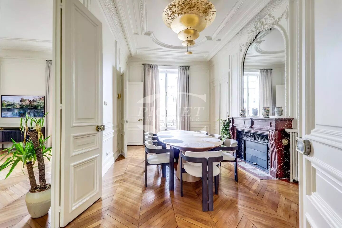 Appartement à louer, 230m², Paris 8ème