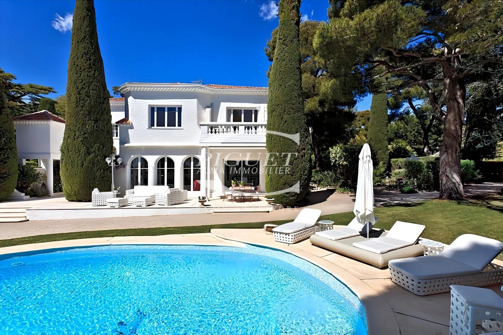Maison à louer, 254m², Saint-Jean-Cap-Ferrat