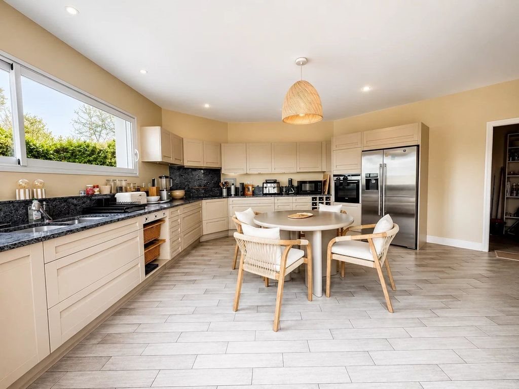 Maison à vendre, 215m², Arbonne