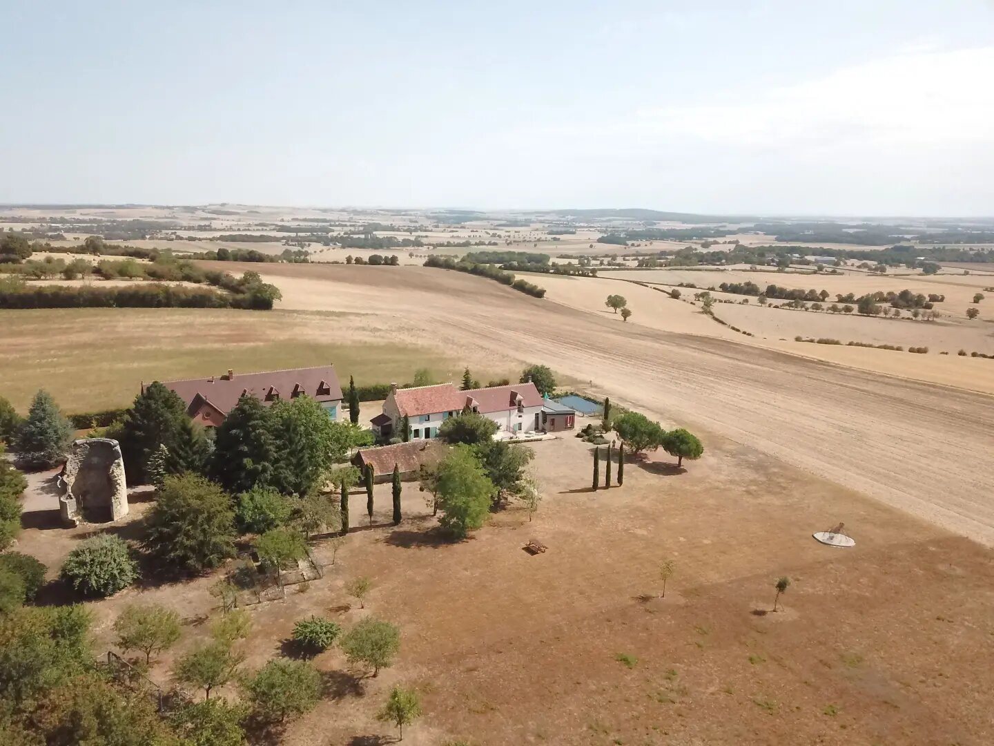 Maison à vendre, 600m², Cosne-Cours-sur-Loire