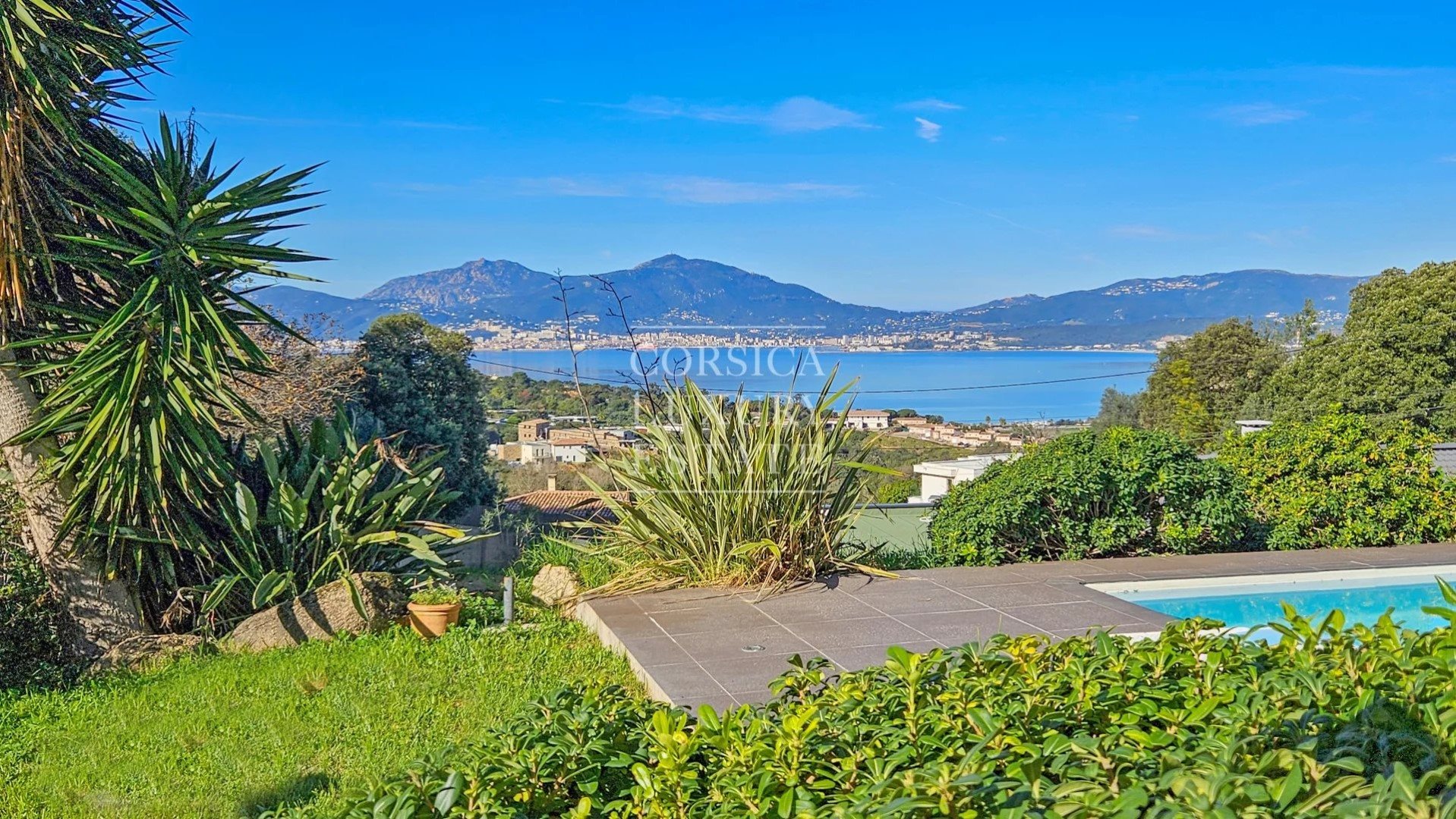 Maison à vendre, 200m², Porto-Vecchio