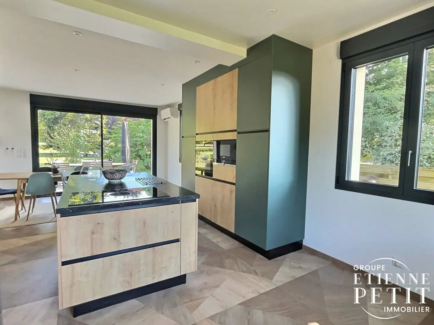 Maison à vendre, 180m², Crespières