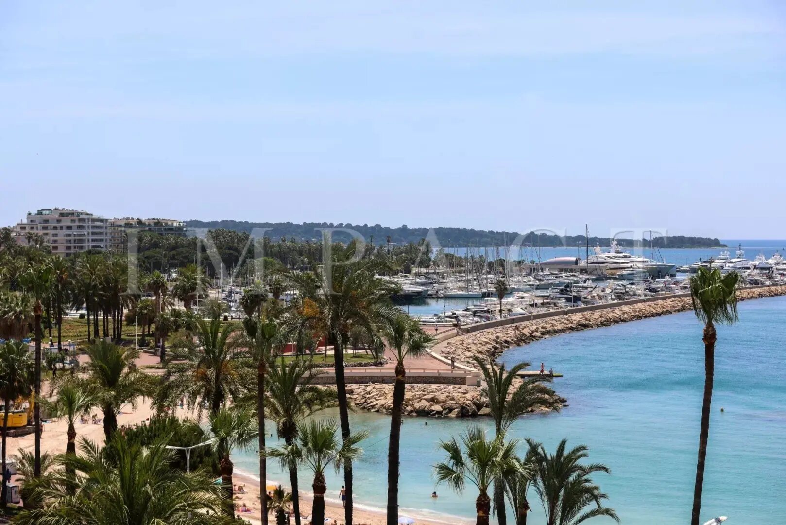 Appartement à louer, 70m², Cannes