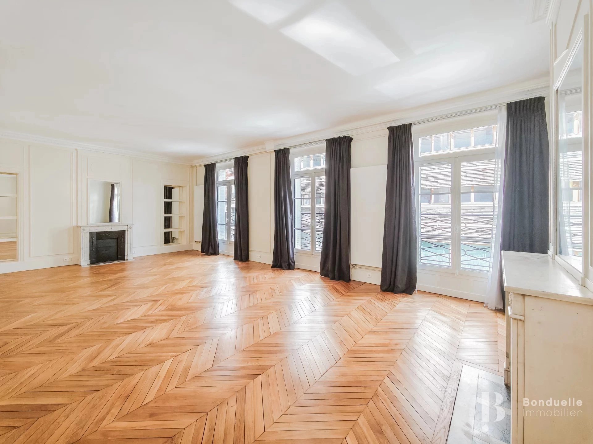 Appartement à louer, 158m², Paris 6ème