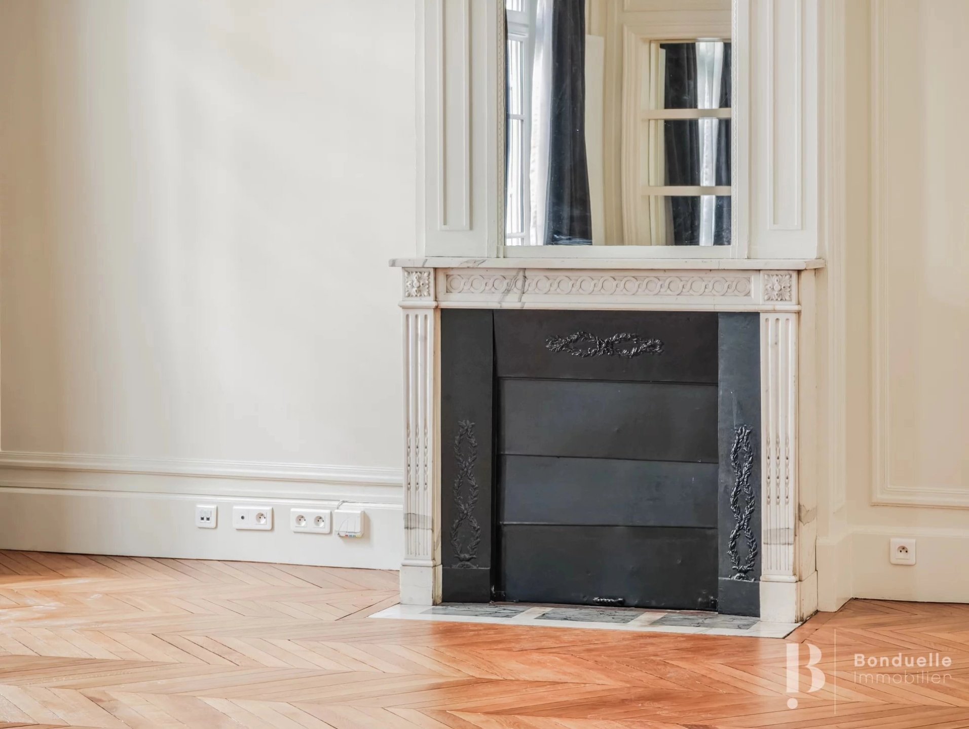 Appartement à louer, 158m², Paris 6ème