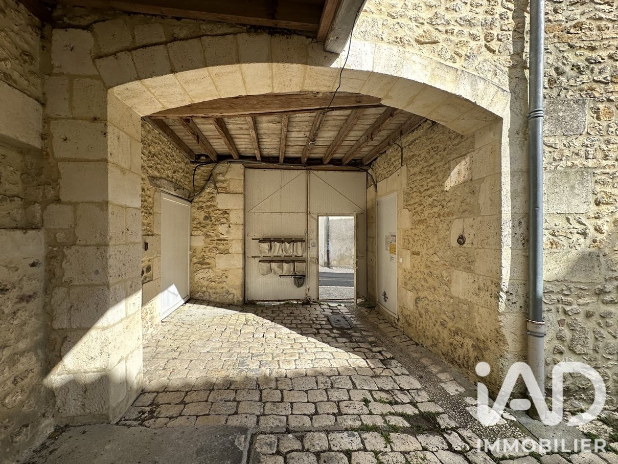 Maison à vendre, 340m², Montendre