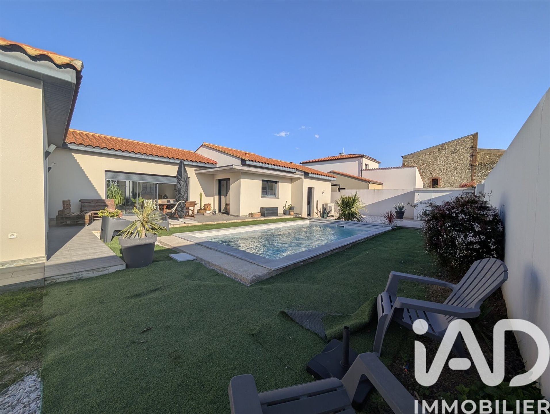 Maison à vendre, 143m², Villemolaque