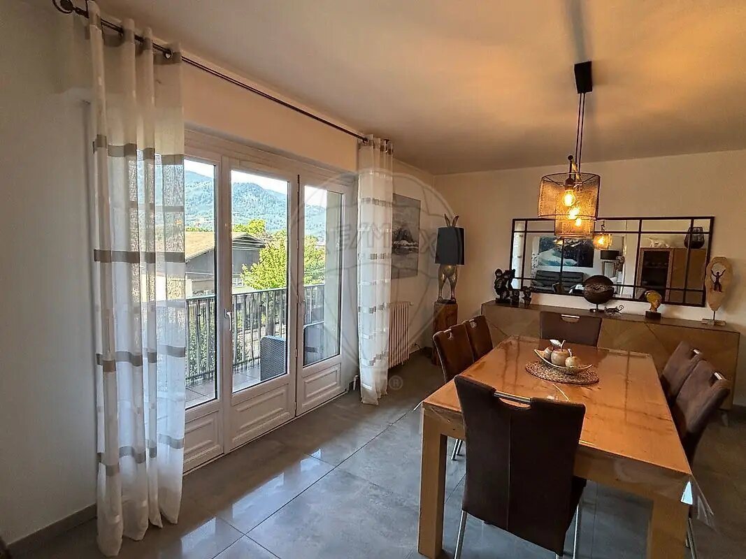 Appartement à vendre, 110m², Cluses