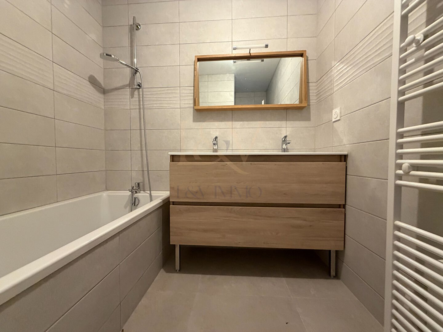 Maison à vendre, 39m², Saint-Maurice-de-Satonnay